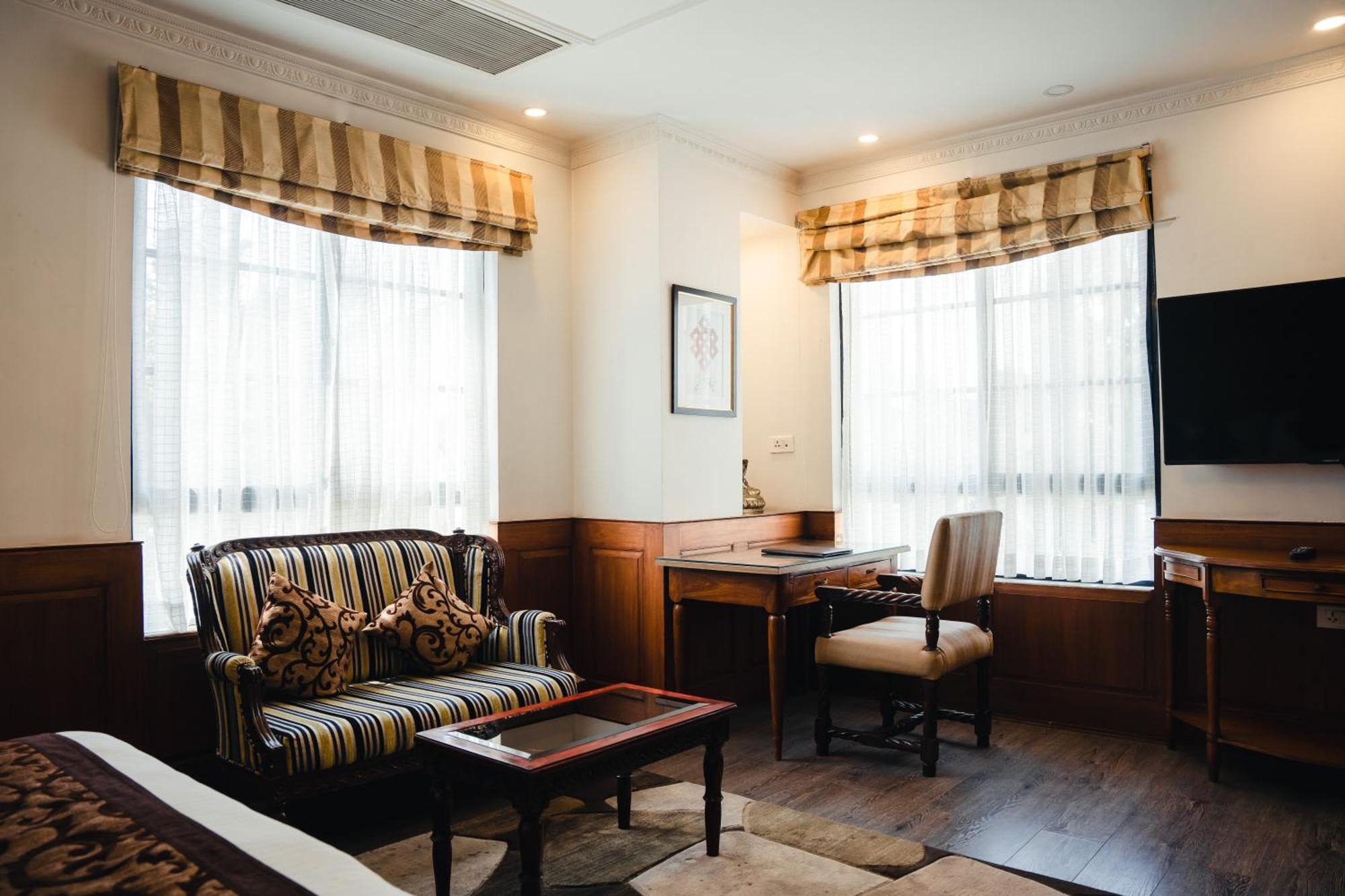 มายา แมเนอร์ บูทิก โฮเต็ล บาย เคจีเอช กรุ๊ป Hotel กาฐมาณฑุ ภายนอก รูปภาพ